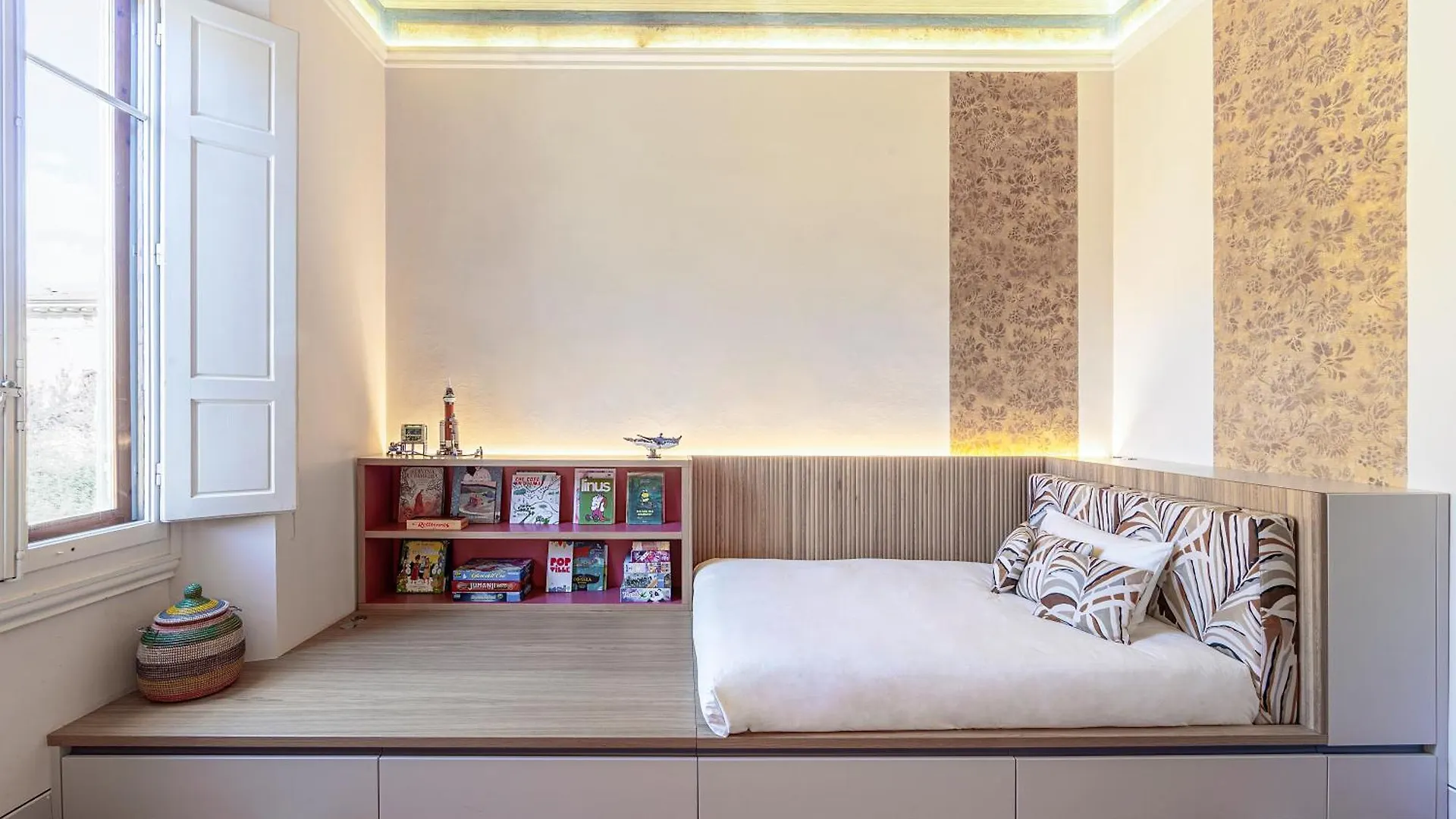 Charme Apartment Florence Italy